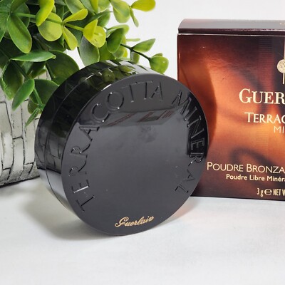 Guerlain Terracotta Mineral Flawless Bronzing Powder with Brush