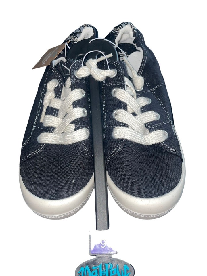 Women’s Mad Love Canvas Lace Up Shoes Size 6 Brand New With Tags eBay