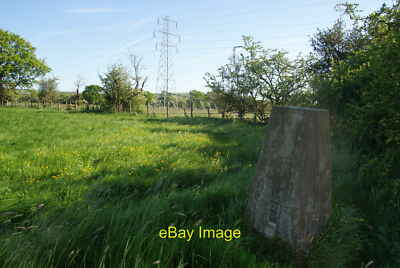 Trig Point in der Nähe von Catterall Farm Es scheint kein bemerkenswerter p c2012
