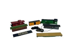 Vintage Nine Piece Fix Or Repair Train Car Lot