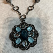new york co blue rhinestone pendant gun metal tone necklace 18-20 b89