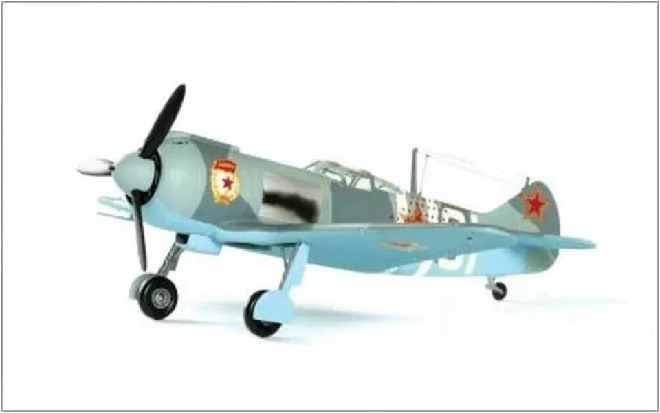Maquette Plastique Zvezda 1/72 Chasseur Soviétique La-5FN WWII - Kit à Monter - Niveau Intermédiaire