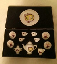 1995 Barbie Miniature Nostalgic China Tea Set Chilton Toys Collectors Case