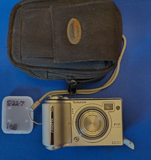 Fujifilm Finepix E510 Digital Camera 5.2 MP, Case and 1Gig Picture Card EX Works