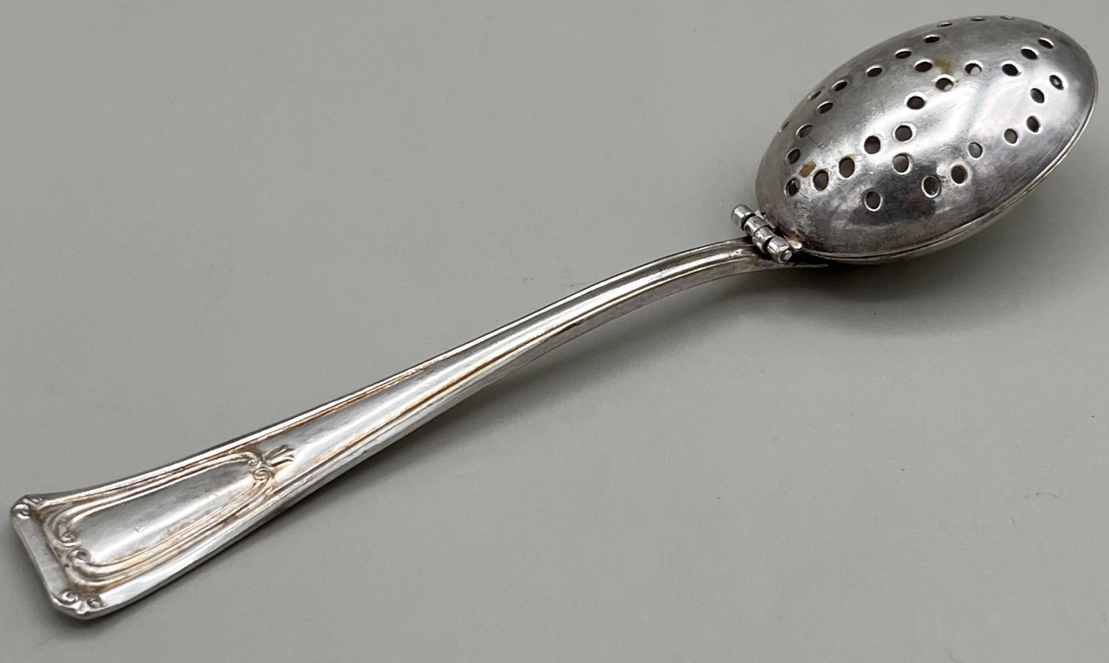 Vintage E&JB TEA INFUSER SPOON Strainer Silverplated Hinged Double Spoon