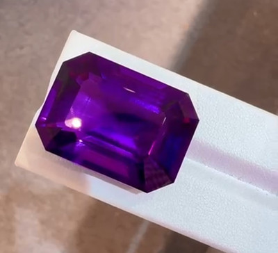 57ct Gorgeous 100% Natural Unheat Bolivia Purple Amethyst