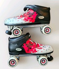 Riedell Dart Roller Skates Pixel Design with 1 additional Set of Wheels Sz 13