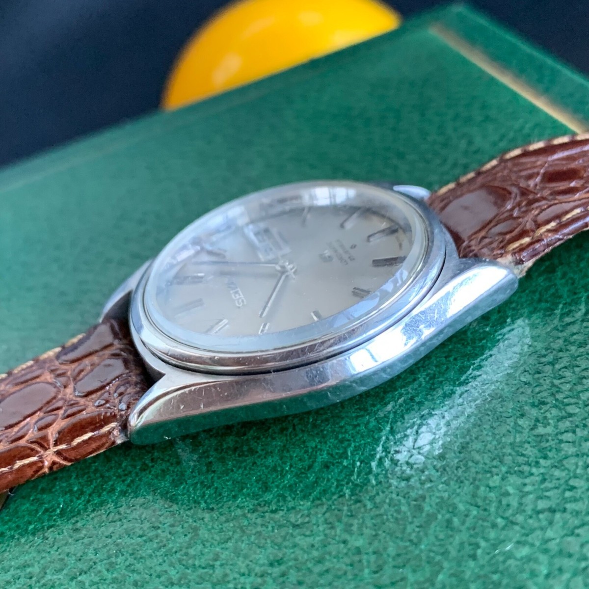 Vintage Seiko Lord Matic 5606-7070 23 Jewels Stainless Steel