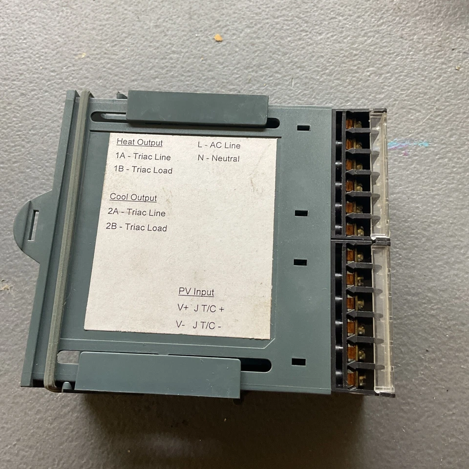 GC Controls 2208/NSGC/TH/TWC/XX/XX/2XX/ENG- ECS - Image 4 of 4