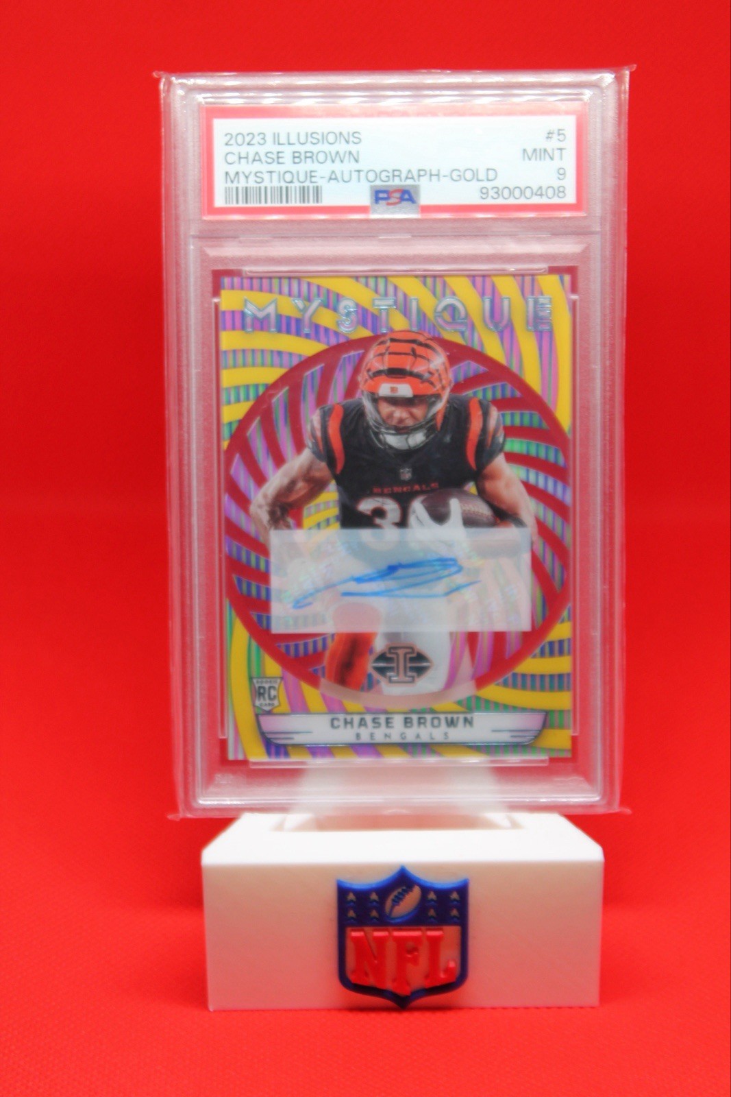 2023 Panini Illusions Mystique Autograph Gold /10 Chase Brown #5 PSA 9 Rookie
