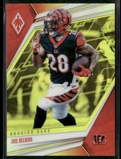 2019 Panini Phoenix #18 Alvin Kamara Adrenaline Rush Yellow #/75