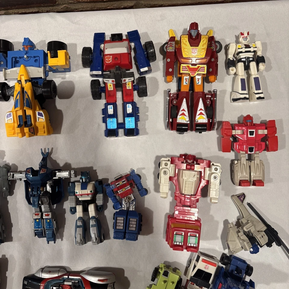 Big Lot of 80’s TRANSFORMERS G1, G2? Go-Bot, Bandai, Takara Please Read - Image 3 of 4