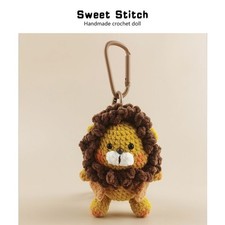 Handmade Crochet Lion Keychain Fluffy Mane Lion Backpack Charm Bag Decor Gift