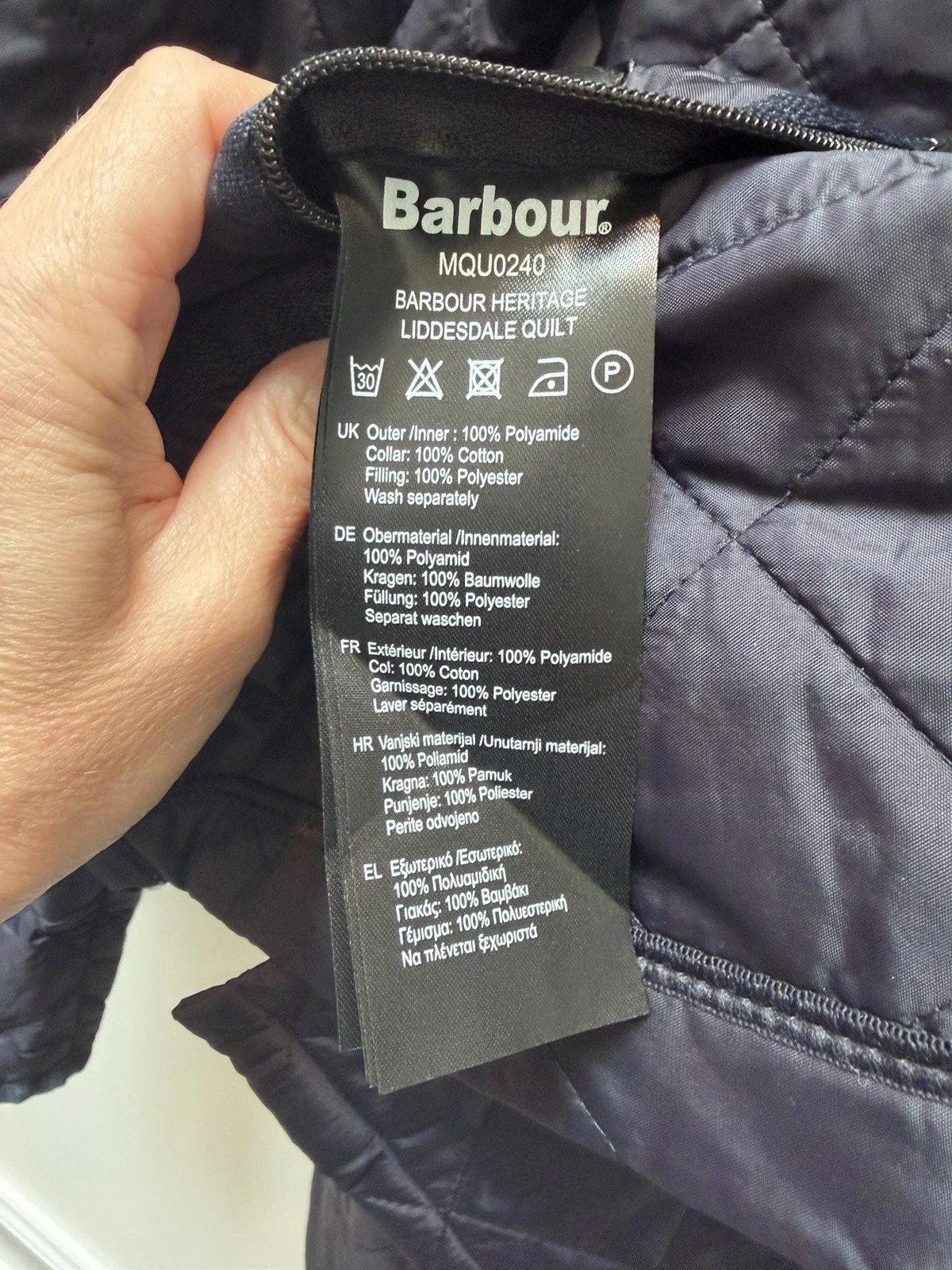Barbour Men's Liddesdale Quilted Jacket Navy Blue, Size XL Oris Watch Branding image 3