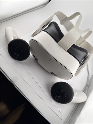 Meta Quest 3 128GB Headset AND CONTROLLER  - White (USED)*READ*