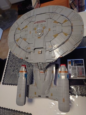 Modernes Raumschiff, USS Enterprise NCC-1701 D + Zubehör, Nachbau