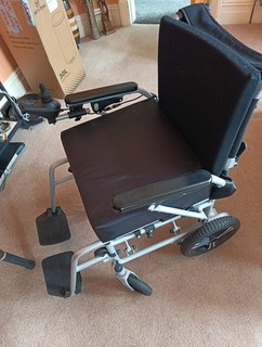 Mobility Plus Power Wheelchair. Ultra lightweigh. Folding. Excellent!