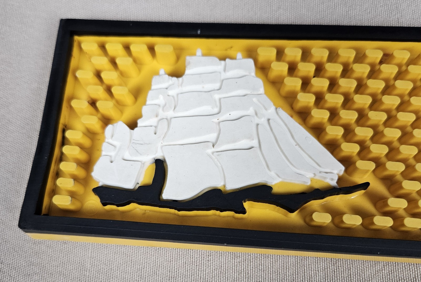 Cutty Sark Scotch Whiskey Bar Mat Rubber Spill Runner 23 1/4" X 3 1/2"