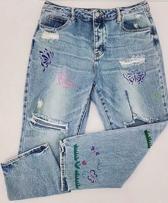 PacSun Mom Jean Women's Size 30 Button Fly Distressed Destroyed Cropped Upcycled