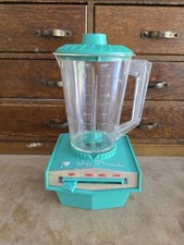    Vintage 1960s SUZY HOMEMAKER Blender