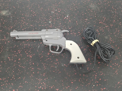 RARE! NES 6-SHOOTER REVOLVER * Camerica Videoblaster Gun Controller * TESTED!