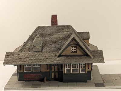 Atlas HO Scale Rockville Passenger Station Building