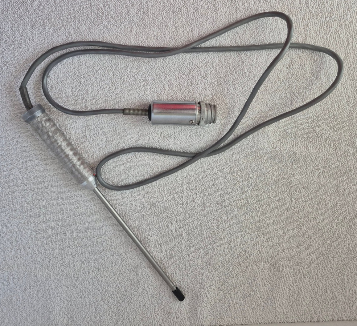 Alnor Thermo - Anemometer Vintage Type 8500 Probe with Case