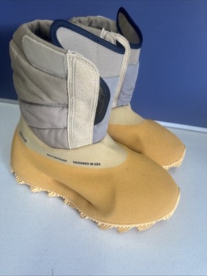 Size 8 - Adidas Yeezy Knit Runner Sulfur Boot GY1824