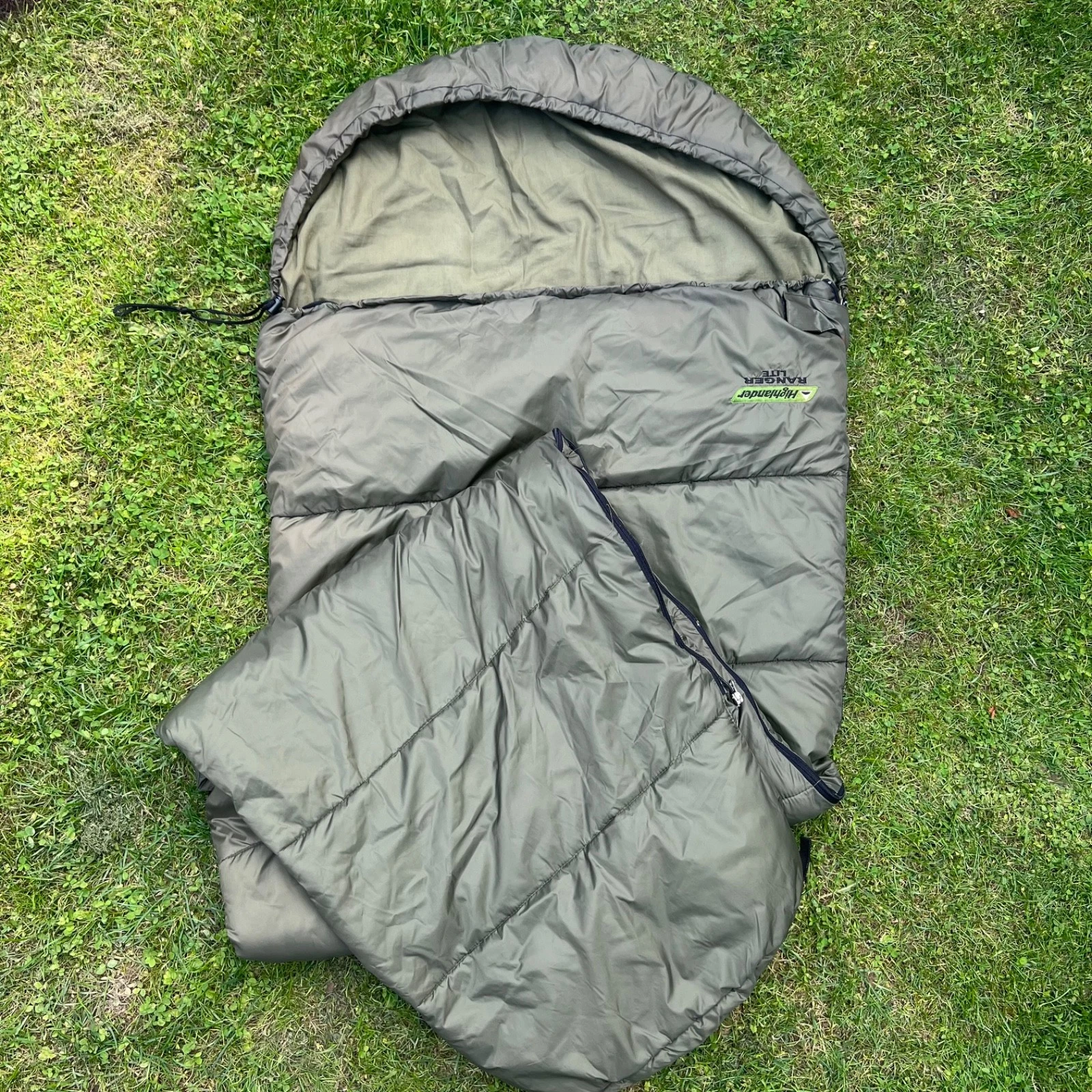 Highlander Ranger Lite Sleeping Bag Military Green - Size in photos - good cond