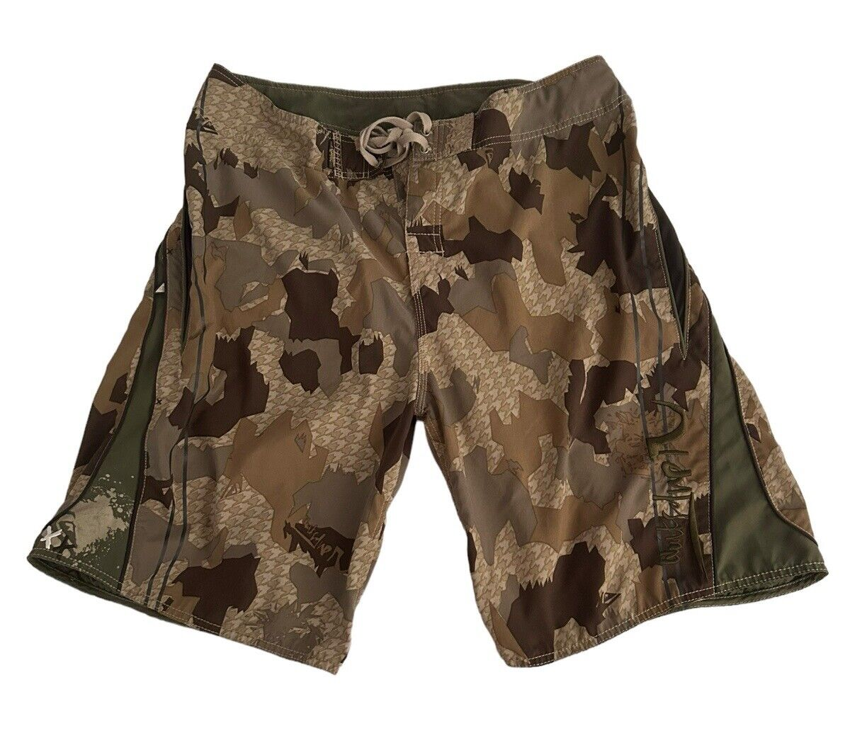 QUIKSILVER Cargo Shorts Men's 38 Camo Khaki Army Casual Travel Camouflage  Waist
