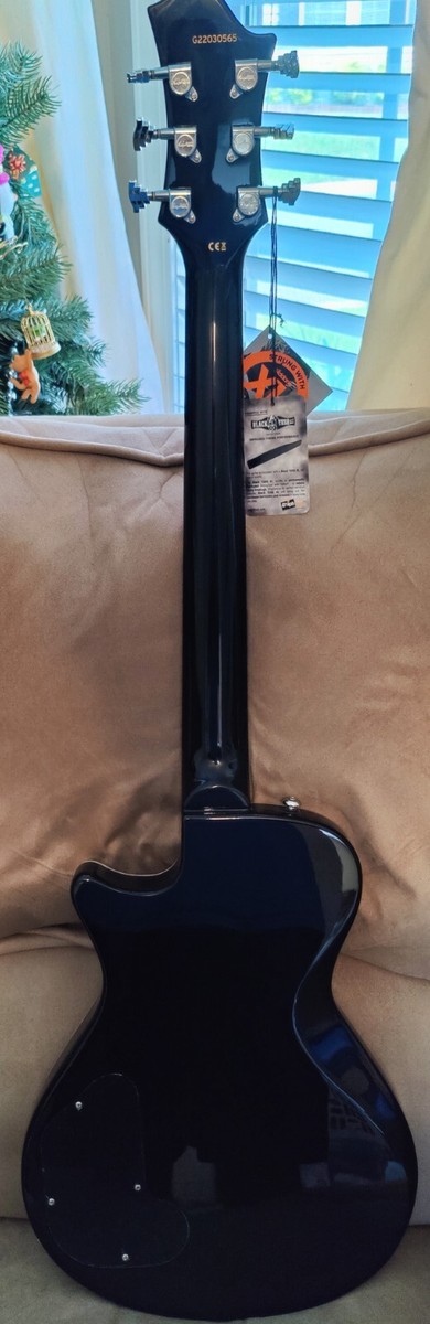 Hagstrom ULSWE-WDM Ultra Swede Electric Guitar. Burgundy Burst