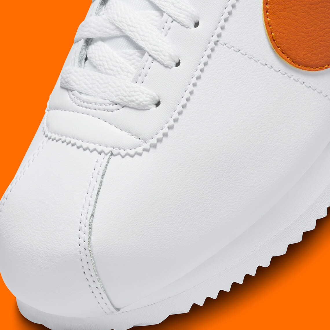 Nike Cortez White Campfire Orange DM4044-102 sz 8.5 Men's