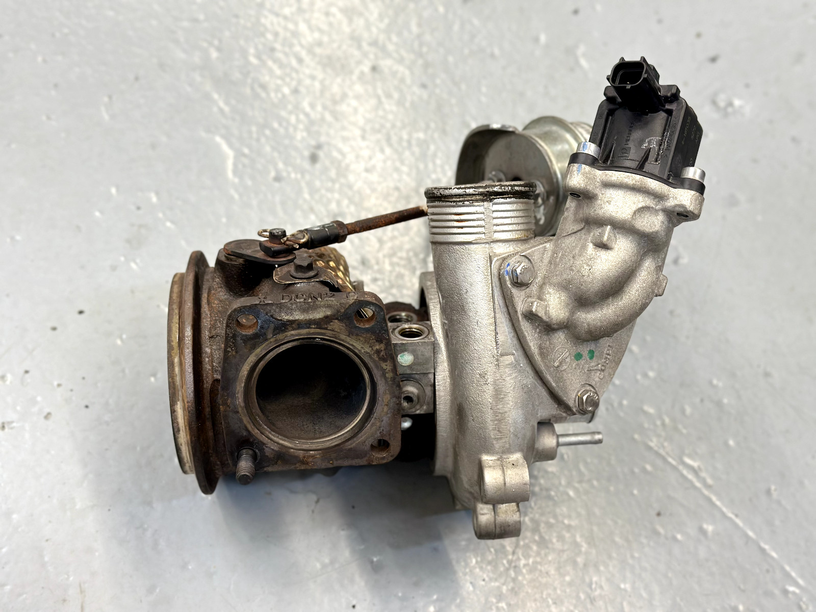 McLaren 570S LH Left Turbo Supercharger 13F0546CP Used 15K mi