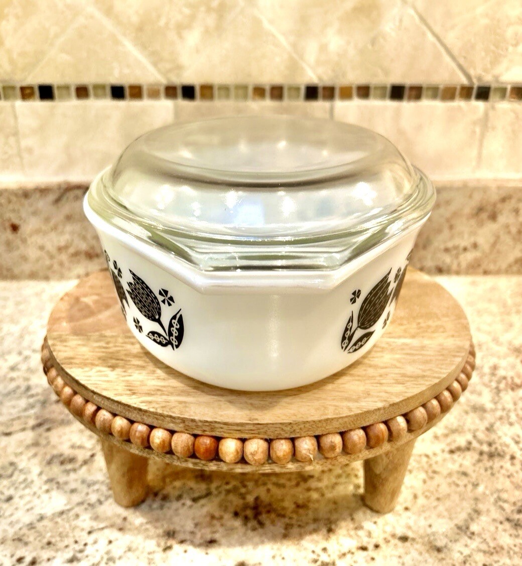 RARE 1950s VNTG PYREX BLACK TULIPS CROSS STITCH TULIPS CASSEROLE
