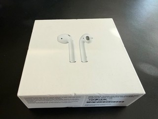Apple AirPods 2. Generation mit Kabellosem Ladecase Weiß OVP