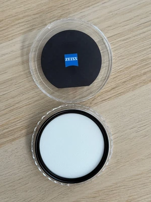 SONY Zeiss T* Lens 82mm Filter VF-82MPAM MC Protector Filter - Image 1 of 4