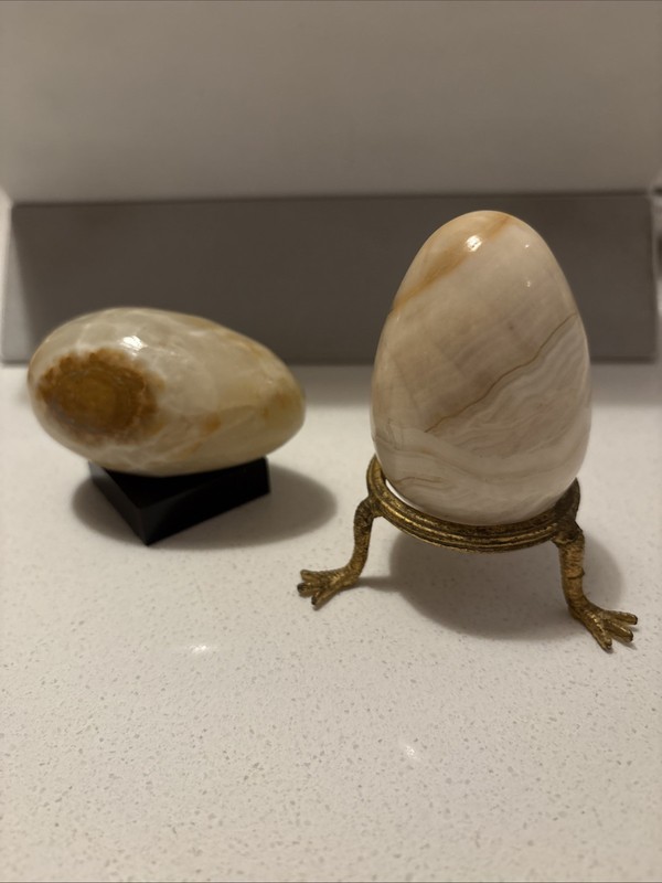 Vintage Egg Onyx  with  Egg Holder Set of 2