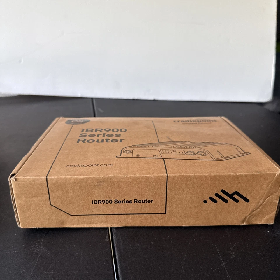 Cradle point IBR900LPE Router. New In Box. SKU MA1-0900600M-NNA - Image 2 of 4