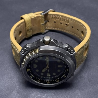 Rare Vintage Casio Quartz 300M Diver Men
