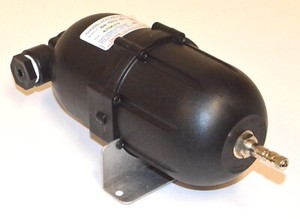 ShurFlo Accumulator Tank with Mount Plate *Used* 84-522-01