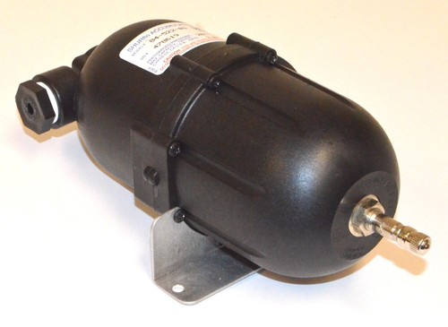 ShurFlo Accumulator Tank with Mount Plate *Used* 84-522-01