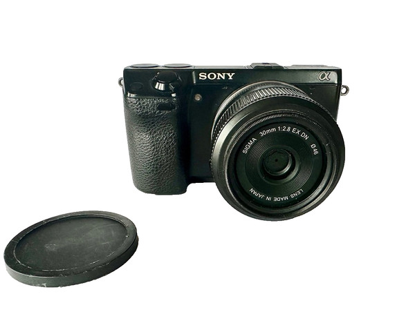 Sony alpha nex-7 & Sigma 30mm 2.8 EX DN lens