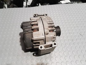 2012 Mercedes E Class Coupe C207 E250 2.1 CDI Alternator a0009067702