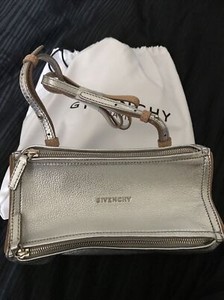 givenchy zipper