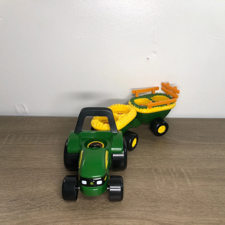 John Deere Tomy Tractor Animal Sound Hayride Little People Vehicle Car Works 14" - Image 2 of 4