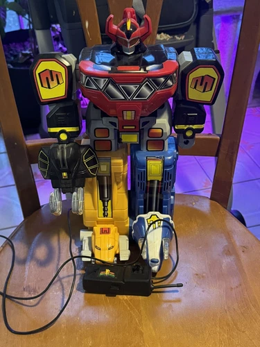 Vintage 1994 Mighty Morphin Power Rangers Remote Controlled Megazord Large 14”