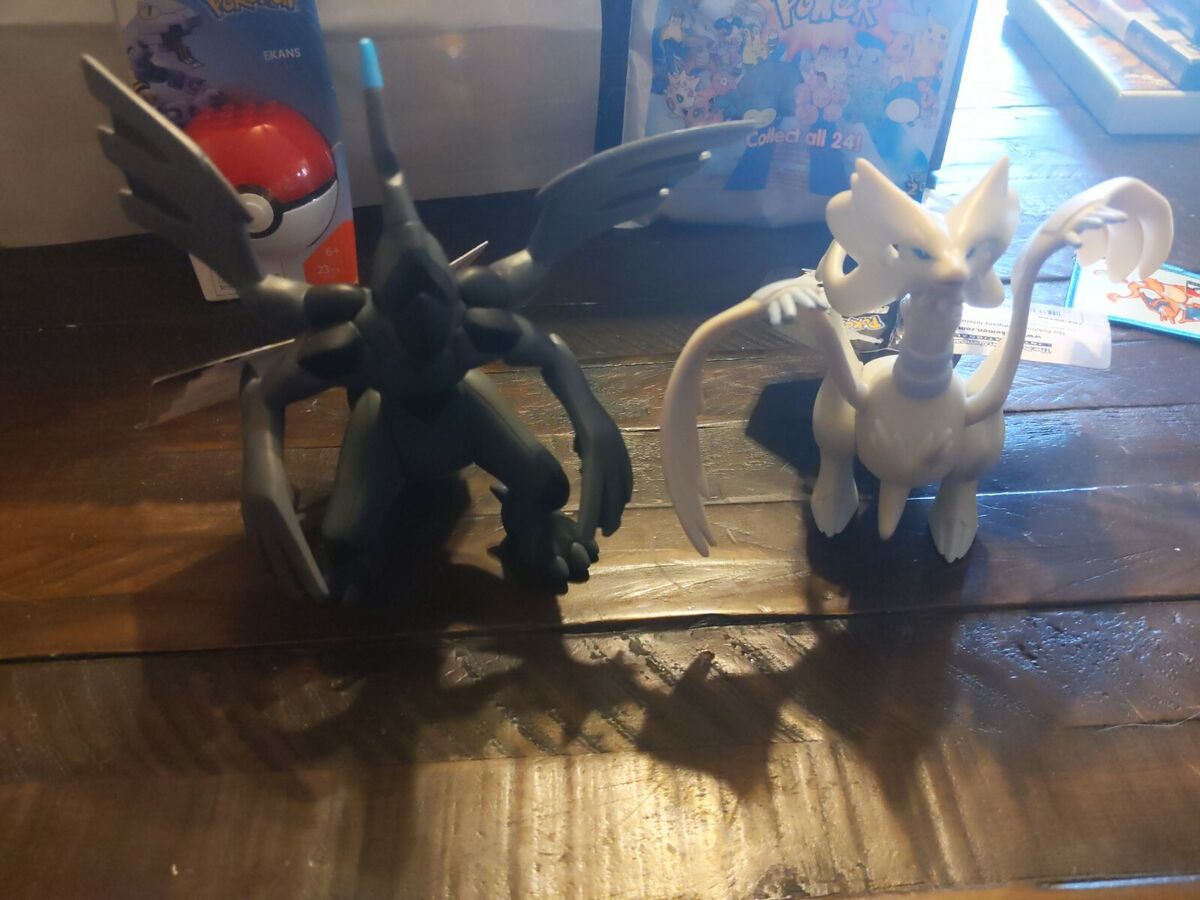 Pokemon Reshiram Zekrom, Zekrom Pokemon Figure