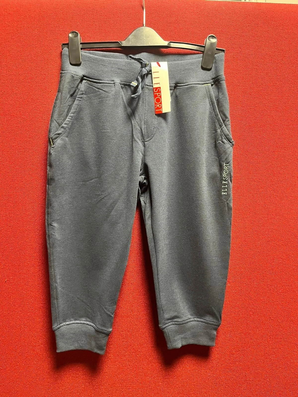 Elle Skinny Cuffed Capri Pants Navy Large TD038 HH 14
Opens in a new window or tab