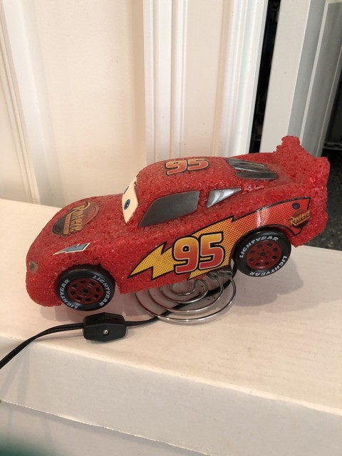 Disney Pixar CARS Lightning McQueen 10