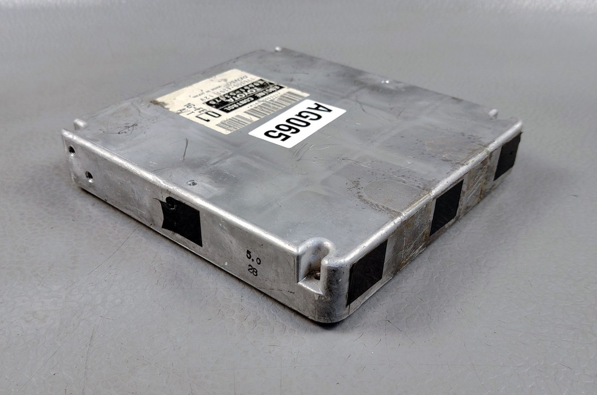 99-2004 Toyota Altezza GXE10 Engine Control Unit 1GFE 89661 53170 